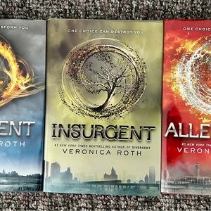Divergent Series Hardcover Set